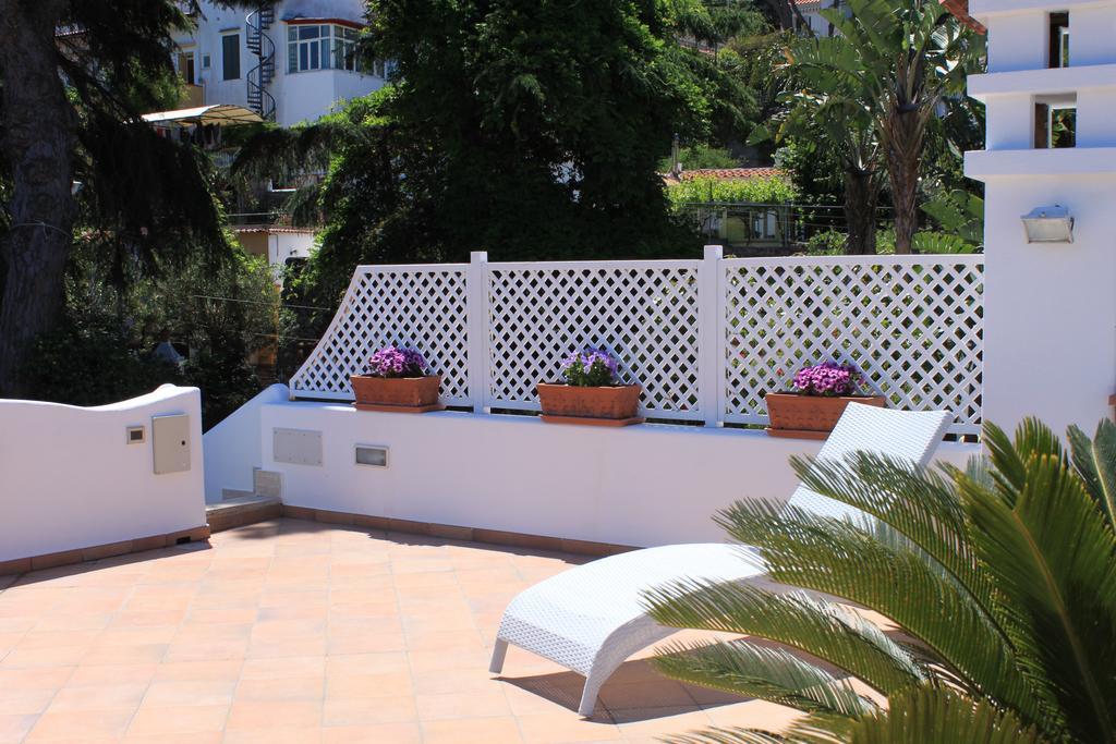 Villa Marinella 카사밋쵸라테르메 객실 사진